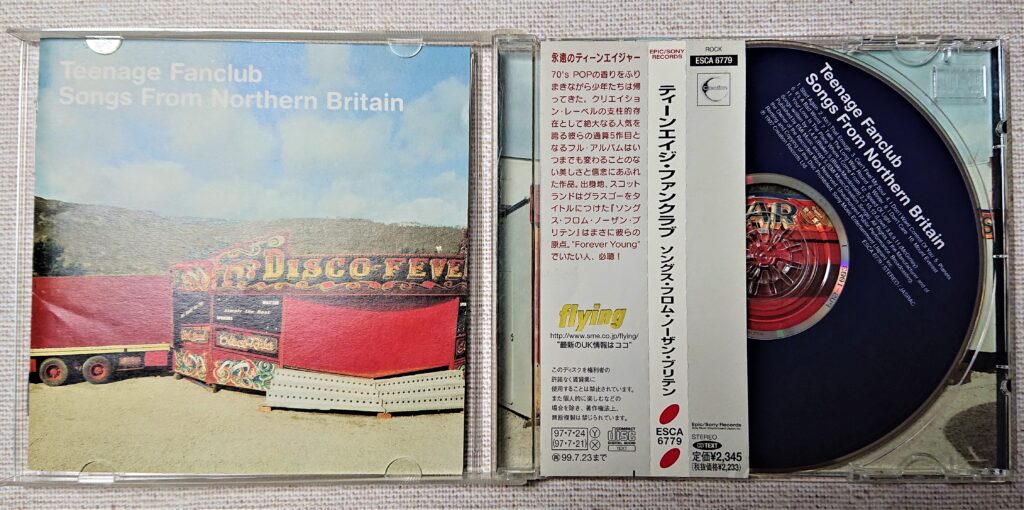 ティーンエイジファンクラブソングスフロムノーザンブリテンのCDデザインとジャケット