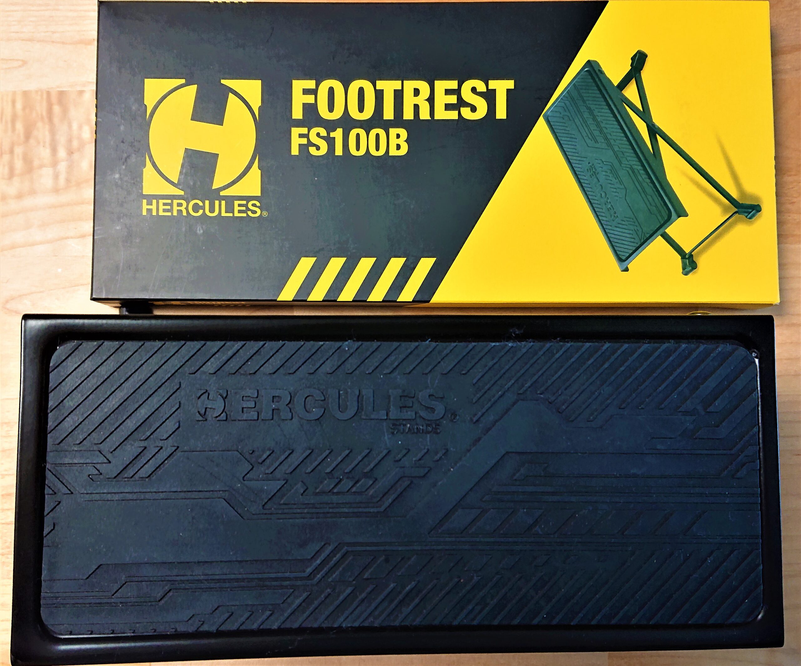 ギターの足台・ハーキュレスフットレストレビューFS100B